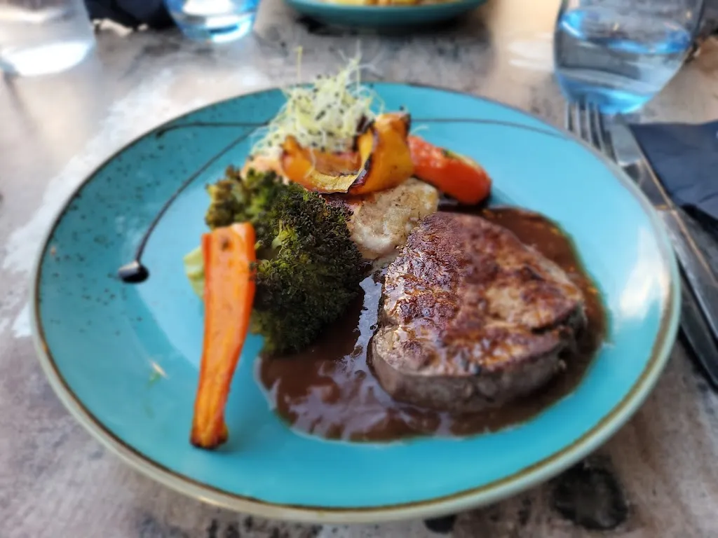 Sebastiaan Speek_Le Petit Cabanon_Châteauneuf-Grasse_review