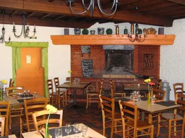 Auberge De Vezon restaurant in Marieulles