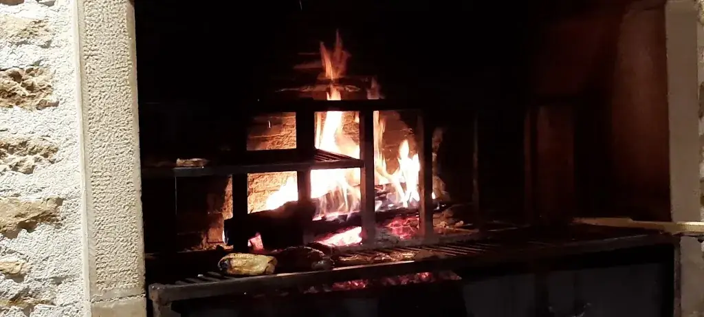 Le grill du castel_Châteauneuf_slider_image_2