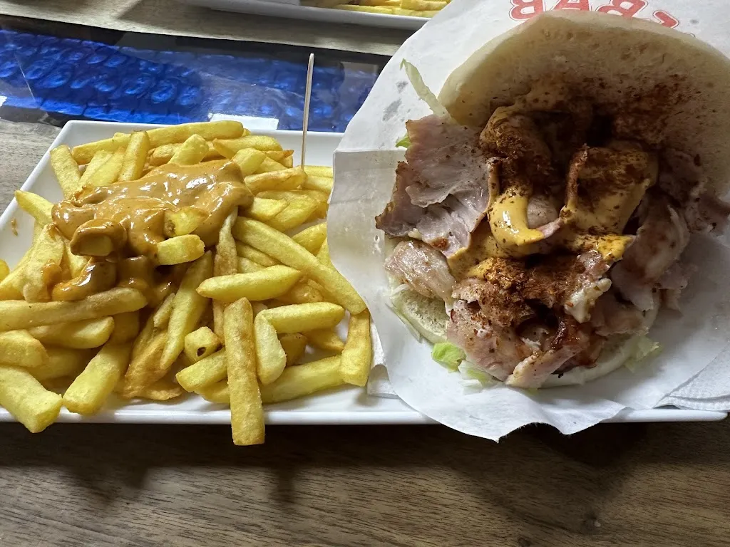 Snack Kebab Istanbul Restaurant in Piennes