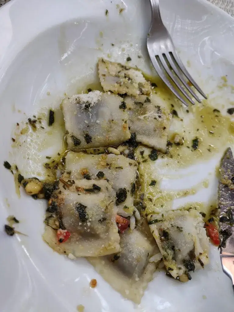 Sergio Corcuera_Le Pissalat_Châteauneuf-Grasse_review