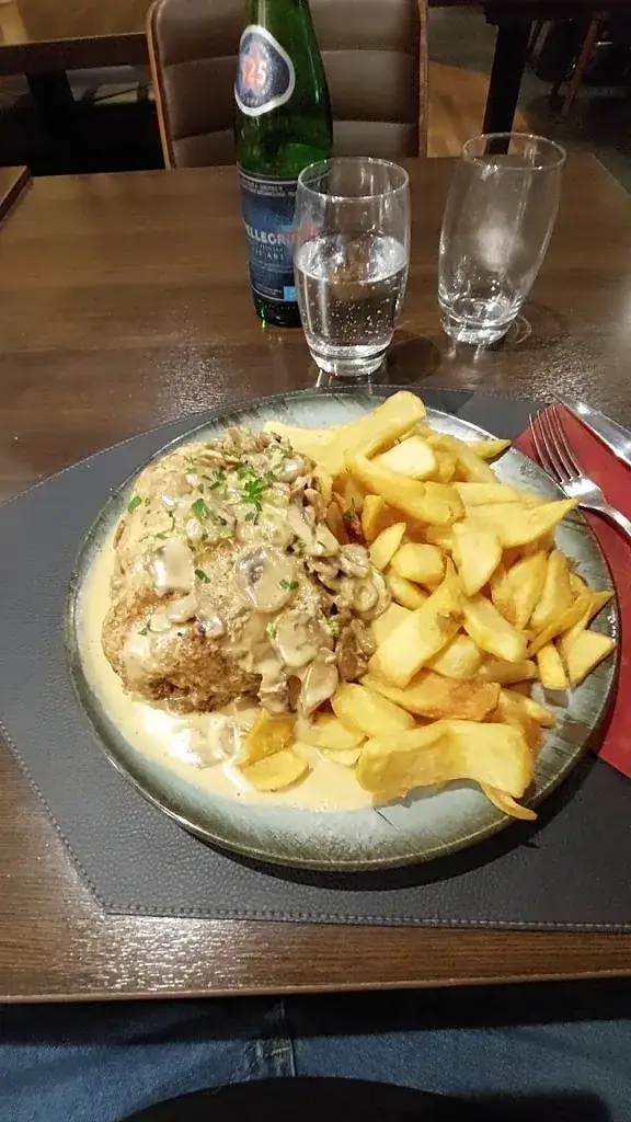 Jason Peters_Au Cheval Noir_Lampertheim_review