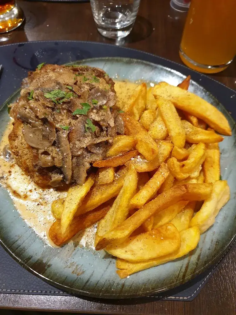 Damien HOLDRY_Au Cheval Noir_Lampertheim_review