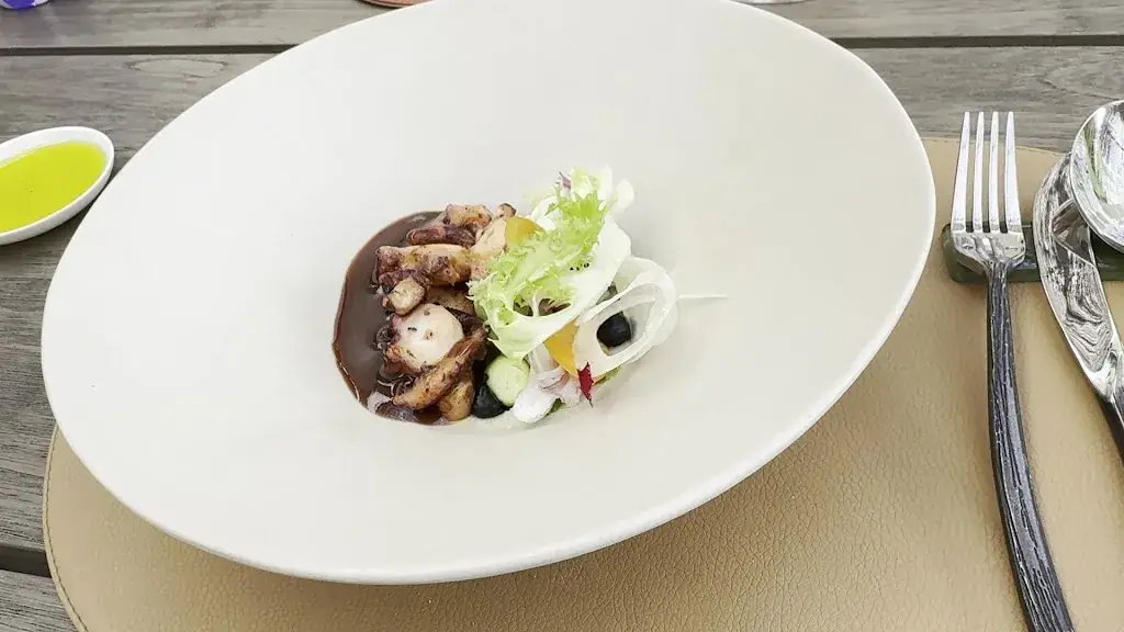 Restaurant La Mère Germaine_Châteauneuf-du-Pape_slider_image_2