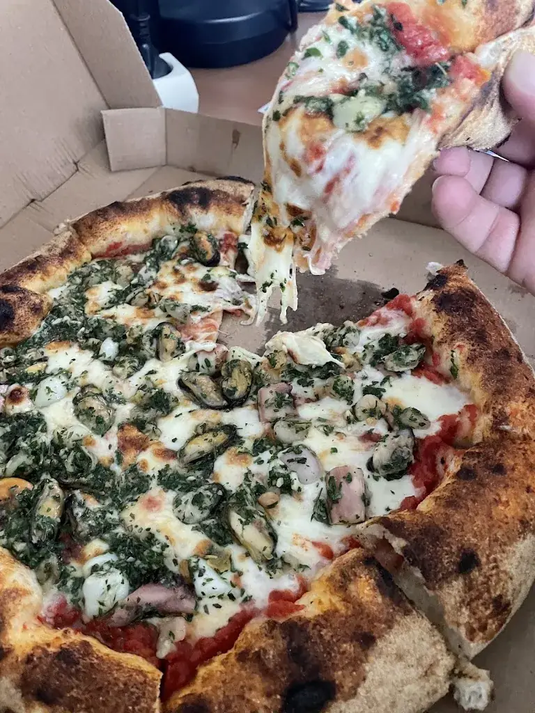 Nidhal Ghanmi_Terra Pizzas_Mundolsheim_review