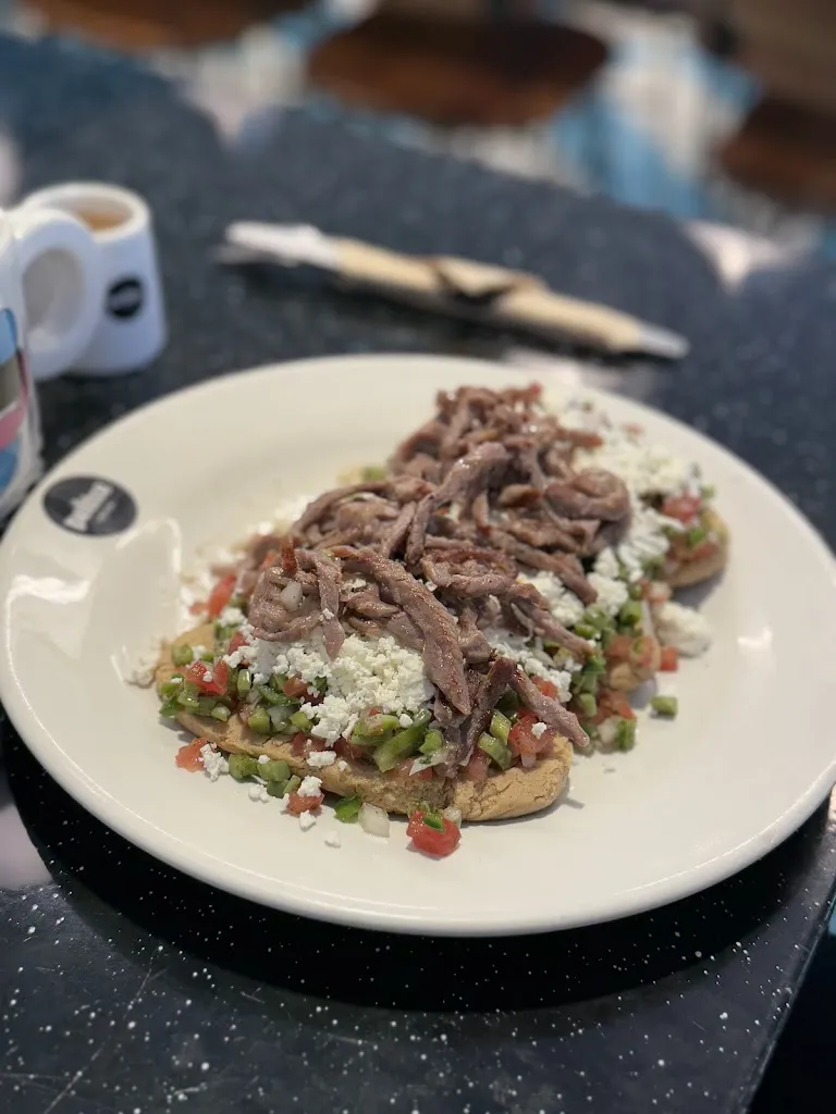 Yo Lo_Peltre (Río Lerma)_Mexico_review