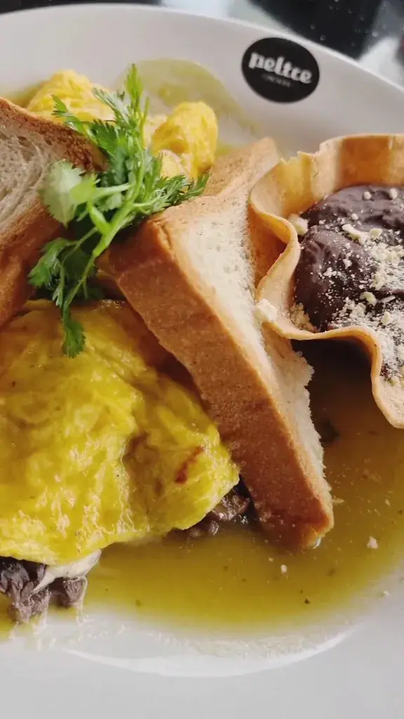 Peltre_Mexico_slider_image_2