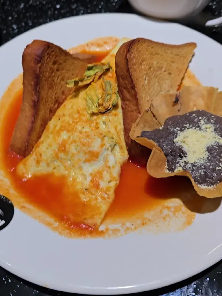 Peltre Lonchería (Pedregal)_Mexico_slider_image_2