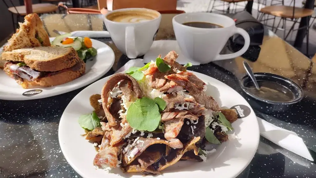 Peltre Lonchería (Pedregal)_Mexico_slider_image_3