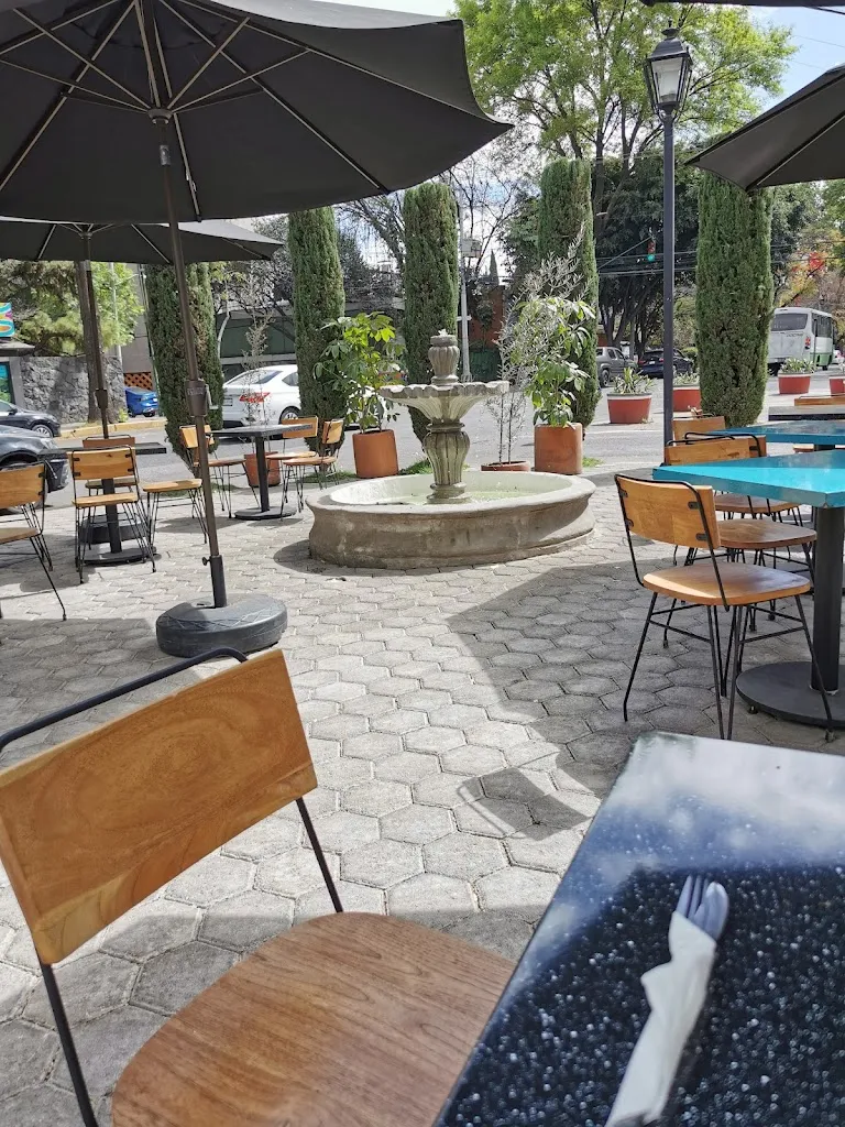 Peltre Lonchería (Coyoacán) Restaurant in Mexico