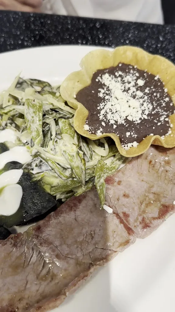 Peltre Lonchería (Coyoacán)_Mexico_slider_image_2