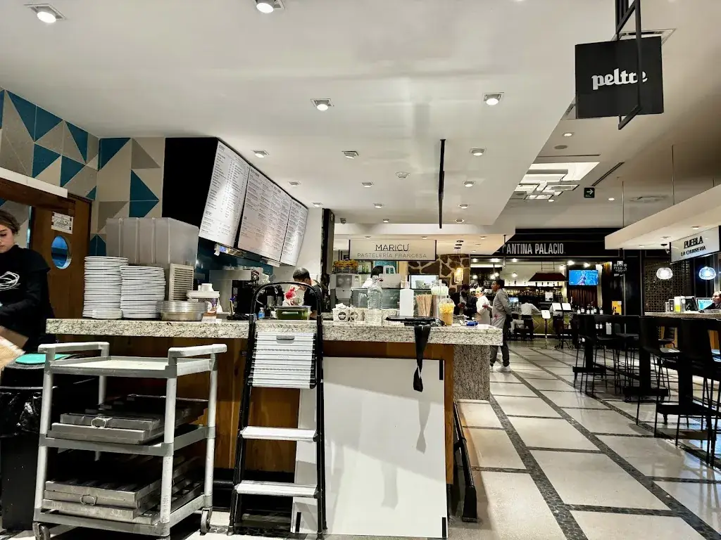 Peltre Lonchería Perisur Restaurant in Mexico