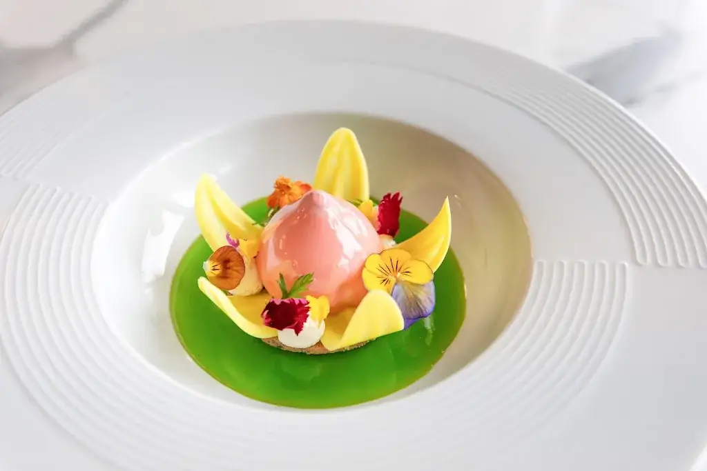 Les Nymphéas Restaurant · Chasse-Sur-Rhône_Chasse-sur-Rhône_slider_image_2