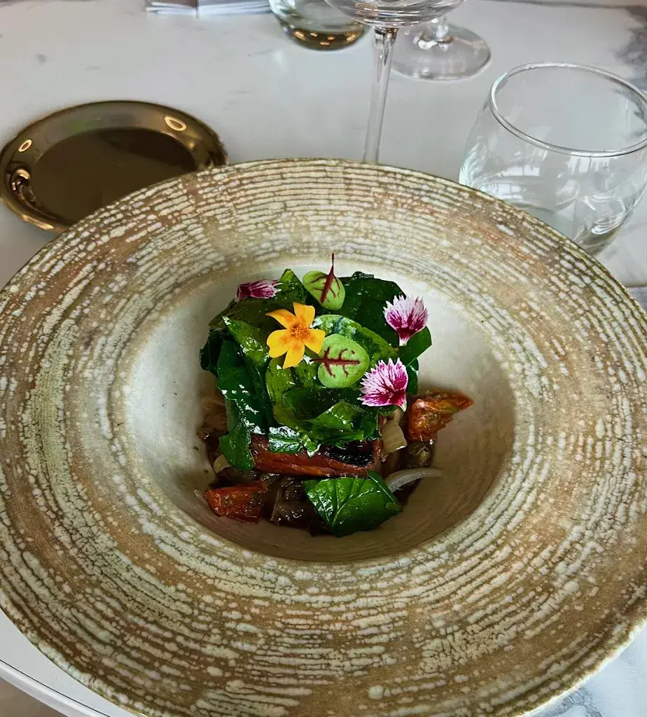 Les Nymphéas Restaurant · Chasse-Sur-Rhône_Chasse-sur-Rhône_slider_image_3