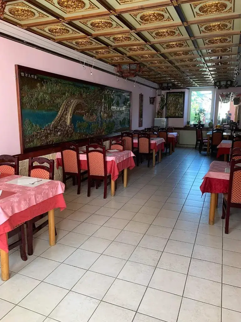 XinXin Restaurant Restaurant in Neufchâteau