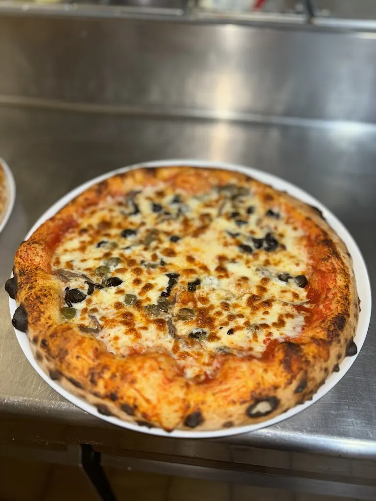 Capo Pizza ristorante a Neufchâteau