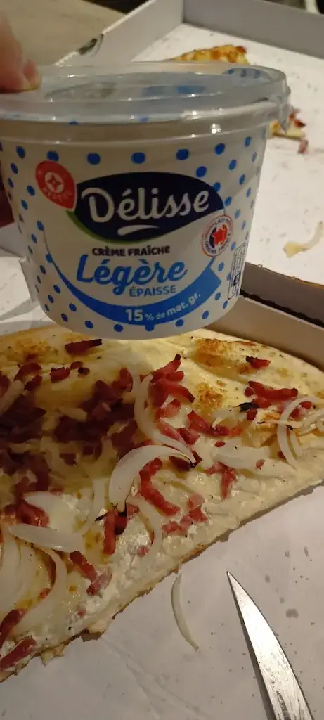 Florjan_La Pizz_Neufchâteau_review