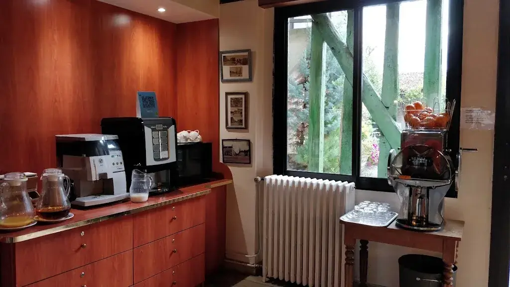 Victoria CHENG_Logis Hôtel le Tadorne_Piney_review