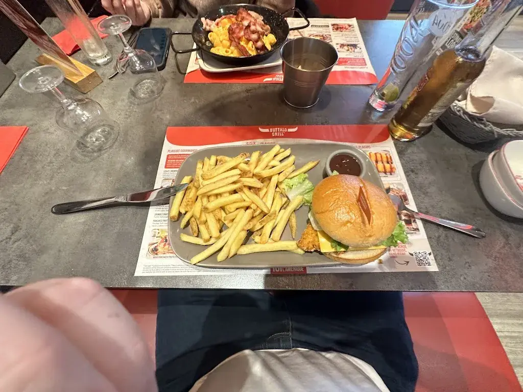 Rachel Jarvis-Jones_Buffalo Grill Pierry_Pierry_review