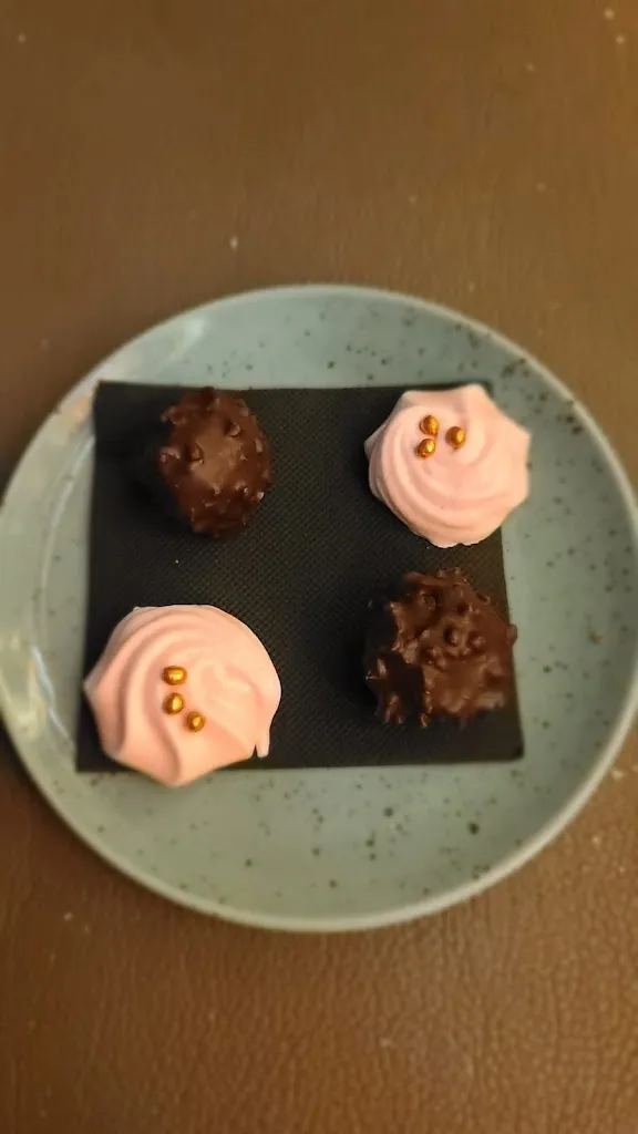 Aurélie HUSSER_Le Sinatra_Pfastatt_review