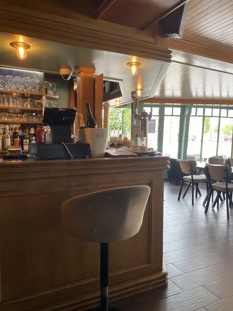 Karine GTH_Café du Théâtre_Nogent-sur-Seine_review