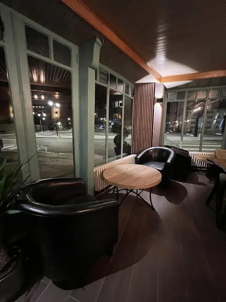 Séverine Masson_Café du Théâtre_Nogent-sur-Seine_review