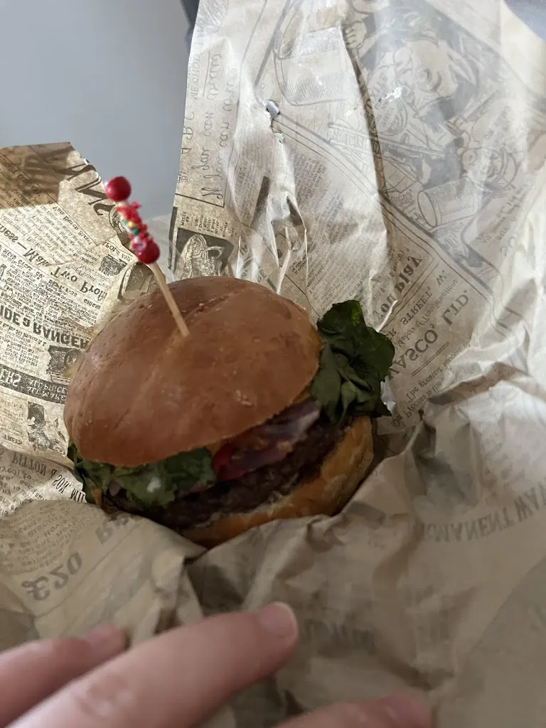 Gwen Lou_LAM / Nogent sur Seine_Nogent-sur-Seine_review