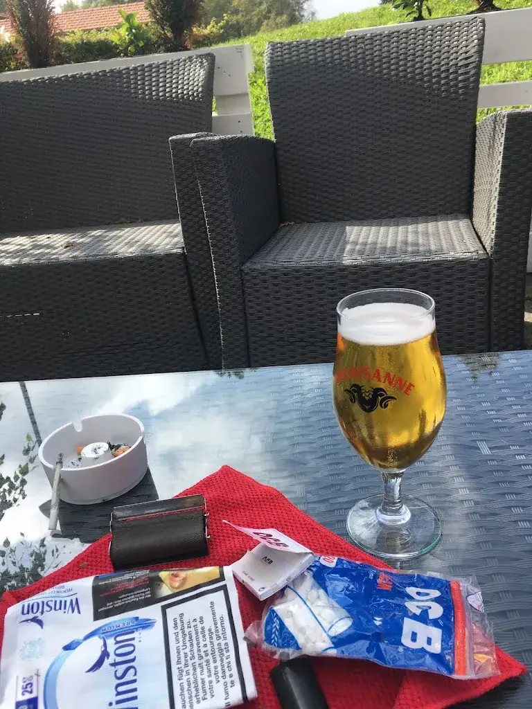 Yelzhan Tursumbekov_Café-Restaurant Le Plaisance_Riaz_review