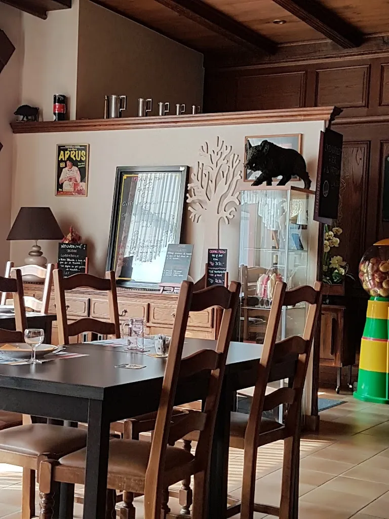 Au Relais D'alsace restaurant in Porcelette