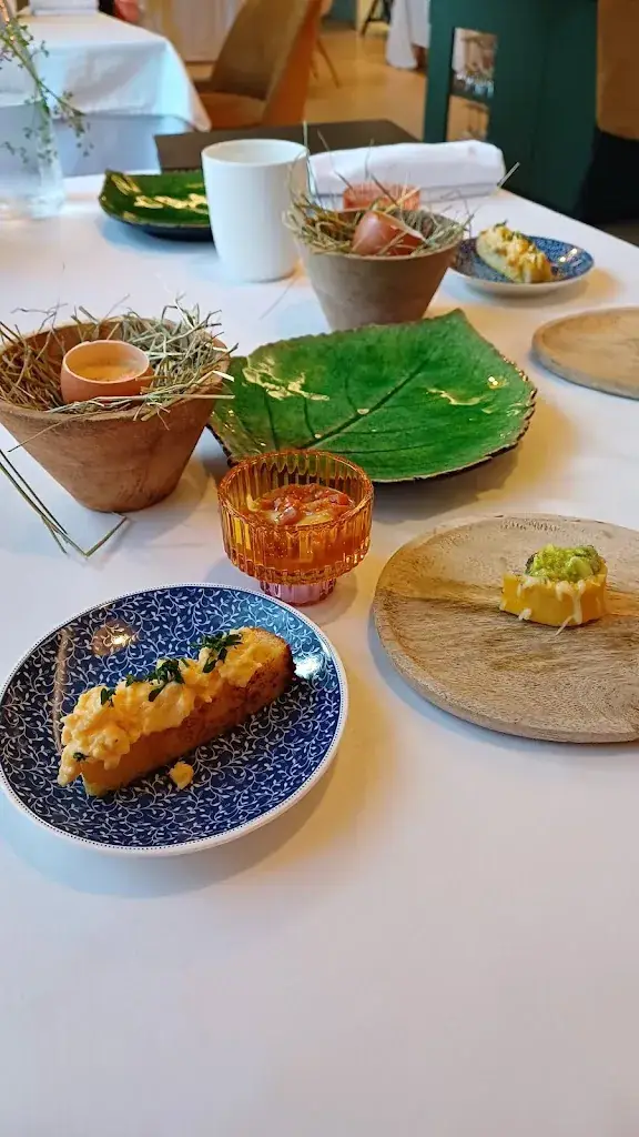 Susanne Martin_BOIS DU BON SEJOUR_Pont-Sainte-Marie_review