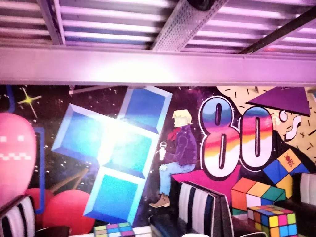 Laurence J_Au Mistral Gagnant_Pont-Sainte-Marie_review