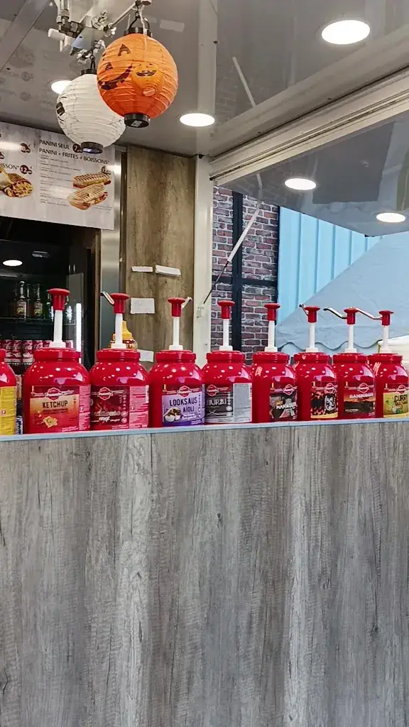 Snack friterie_Pontfaverger-Moronvilliers_slider_image_2