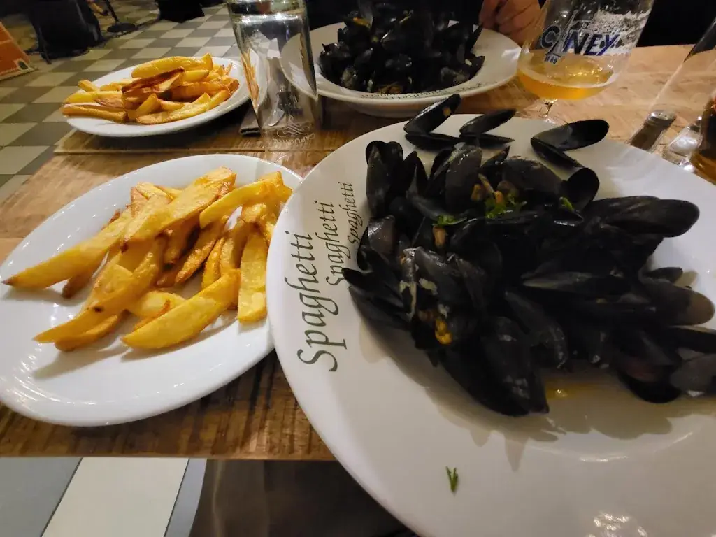 Anas Doyen_En faim de compte_Pontfaverger-Moronvilliers_review