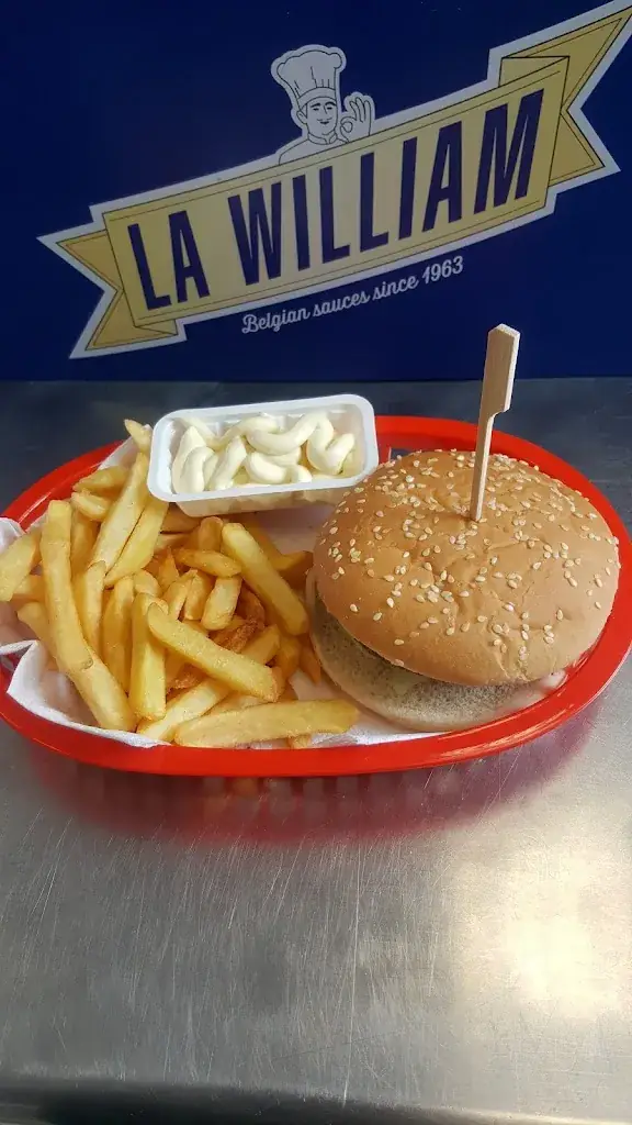 LMC' Frites restaurant in Réhon