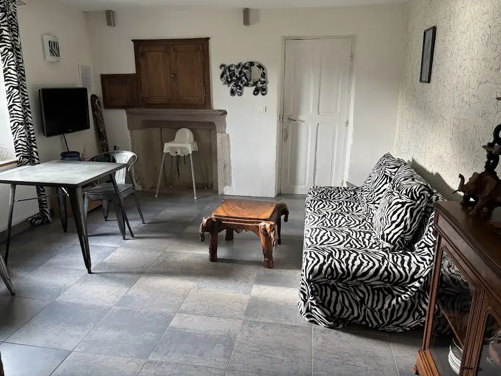 Fabienne Cossais_Au Palton_Raon-aux-Bois_review