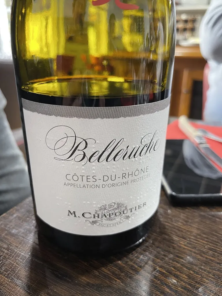 Le 774 restaurant_Loire-sur-Rhône_slider_image_3