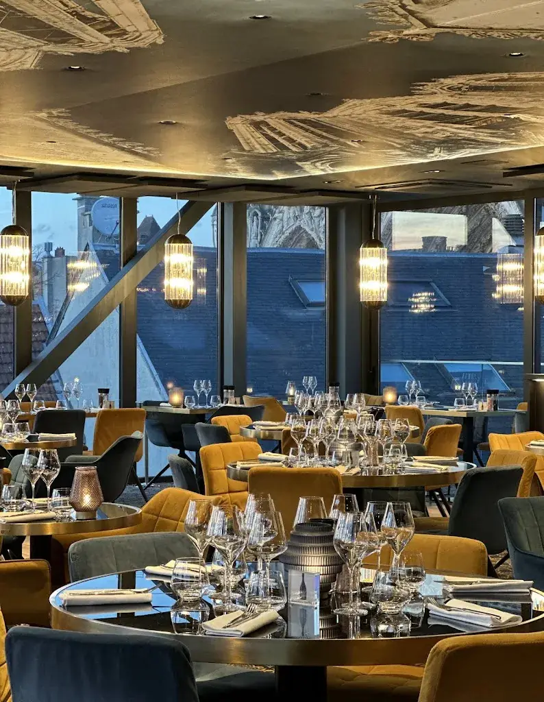 Restaurant Gabrielle Toit Terrasse_Reims_slider_image_1