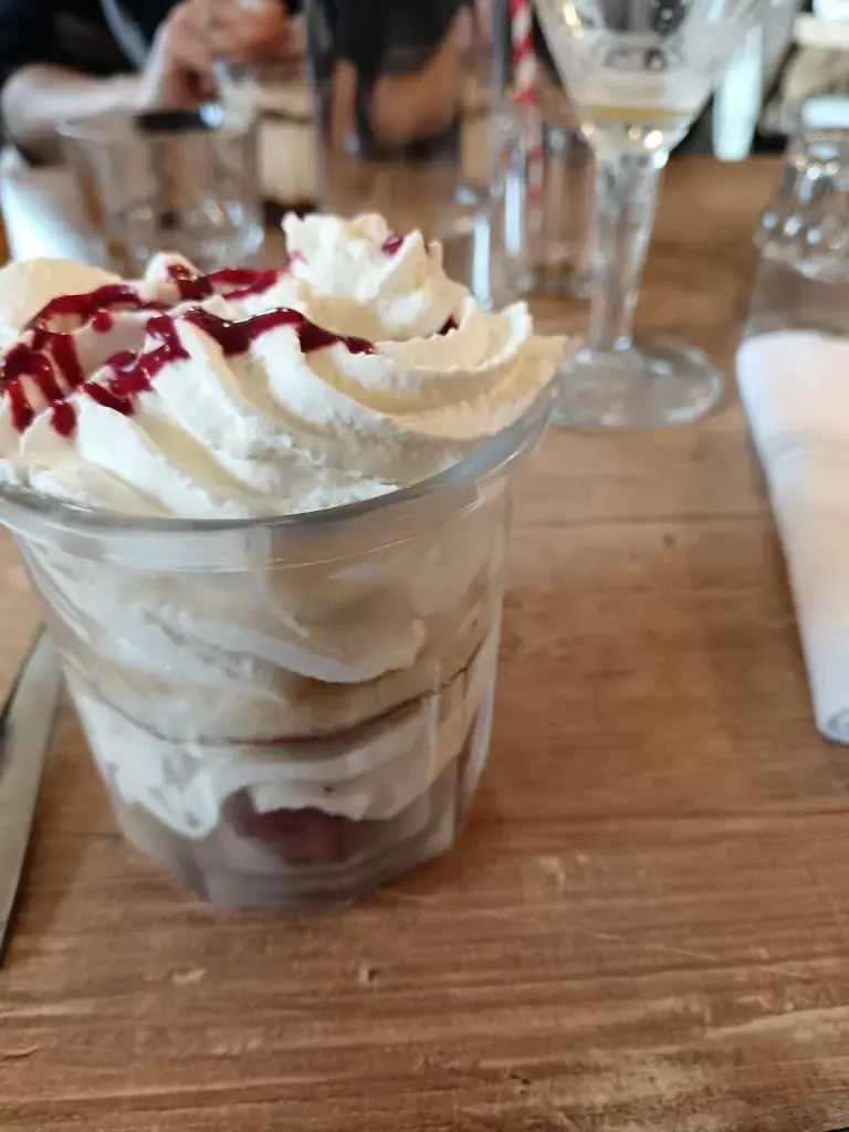 Romuald Garcia polo_Chez Yo !_Chatuzange-le-Goubet_review