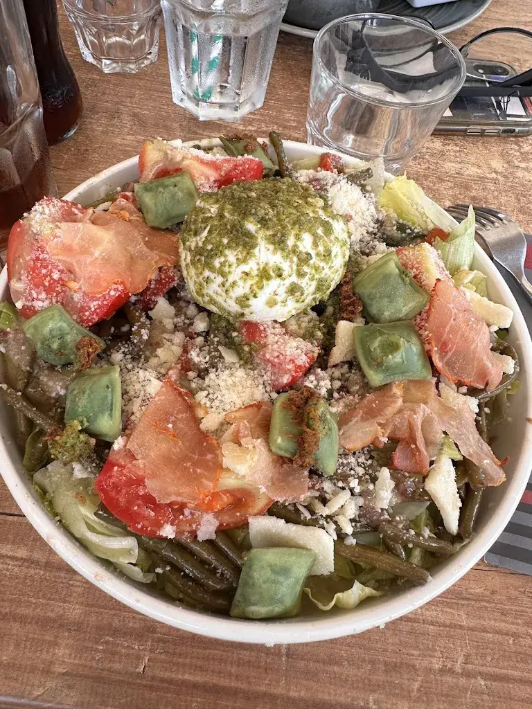 Angélique Syska_Chez Yo !_Chatuzange-le-Goubet_review