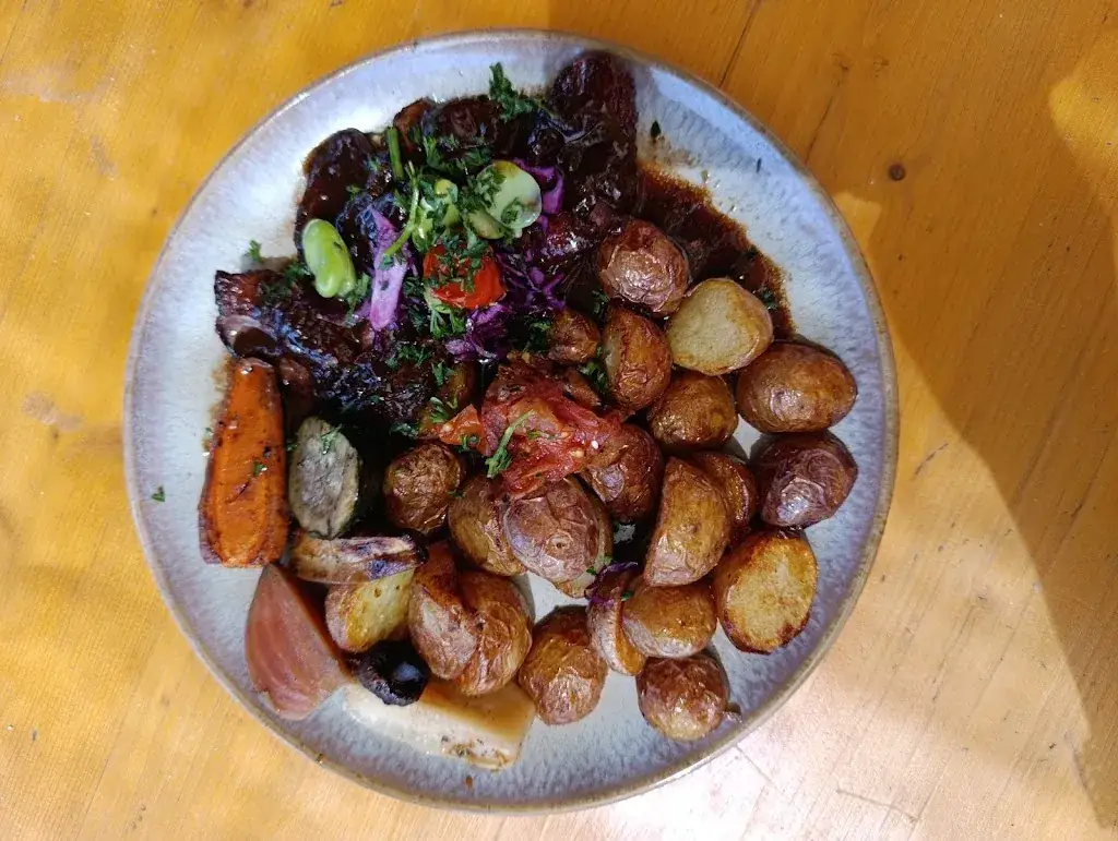 Chez Yo !_Chatuzange-le-Goubet_slider_image_3