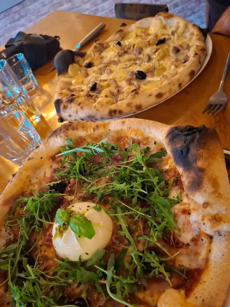 Lucie Maisonnat Drogue_Chez Alex_Chatuzange-le-Goubet_review