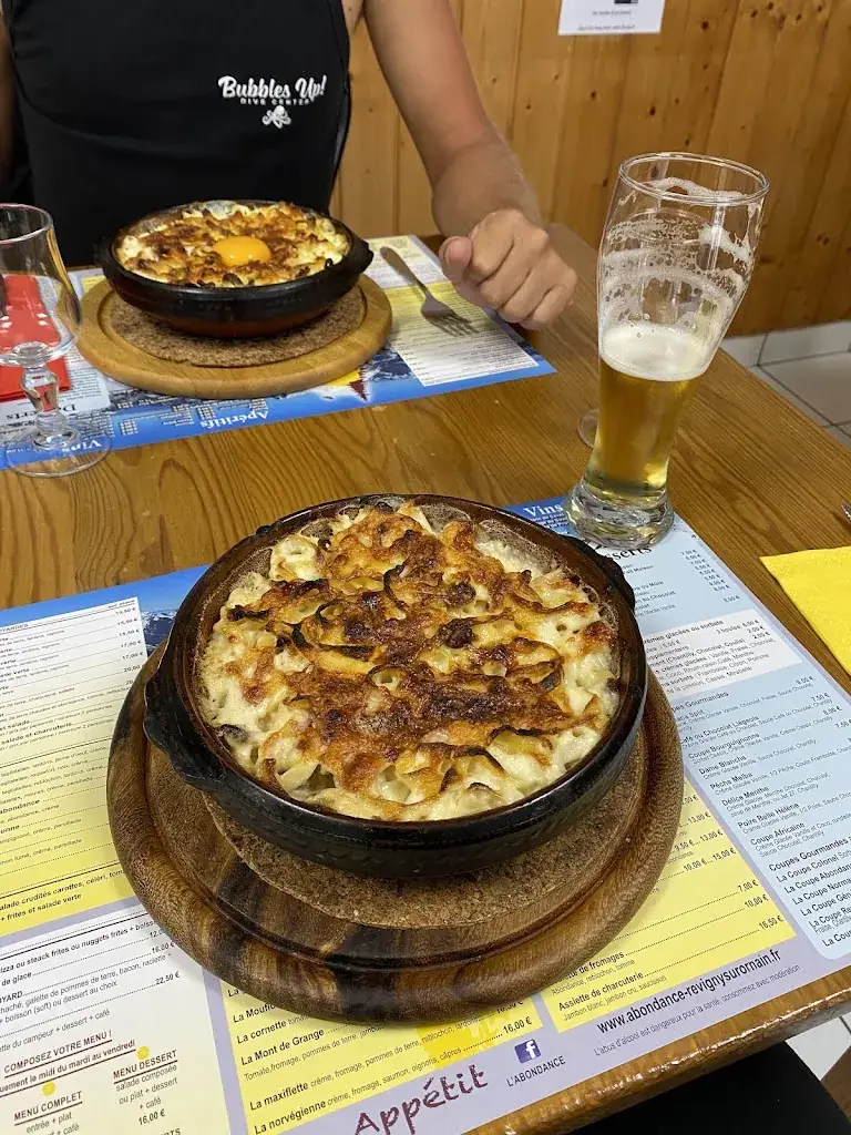 Lisa Horvat_L'Abondance_Revigny-sur-Ornain_review