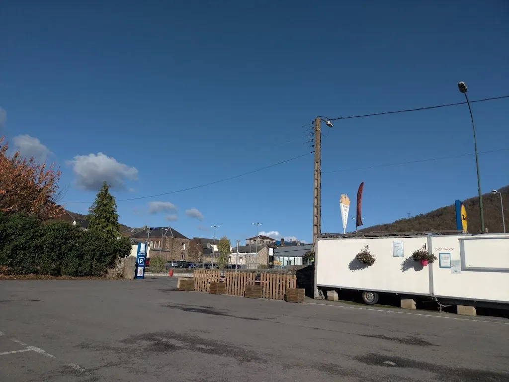 Friterie Chez Angele_Revin_slider_image_2