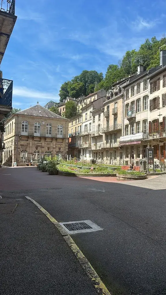 Mariska Pronk_Chez Anatole_Plombières-les-Bains_review