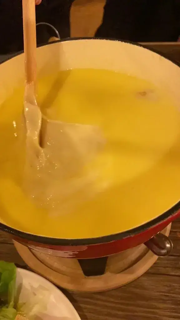 Le Chalet - Spécialités Savoyardes_Chatuzange-le-Goubet_slider_image_2