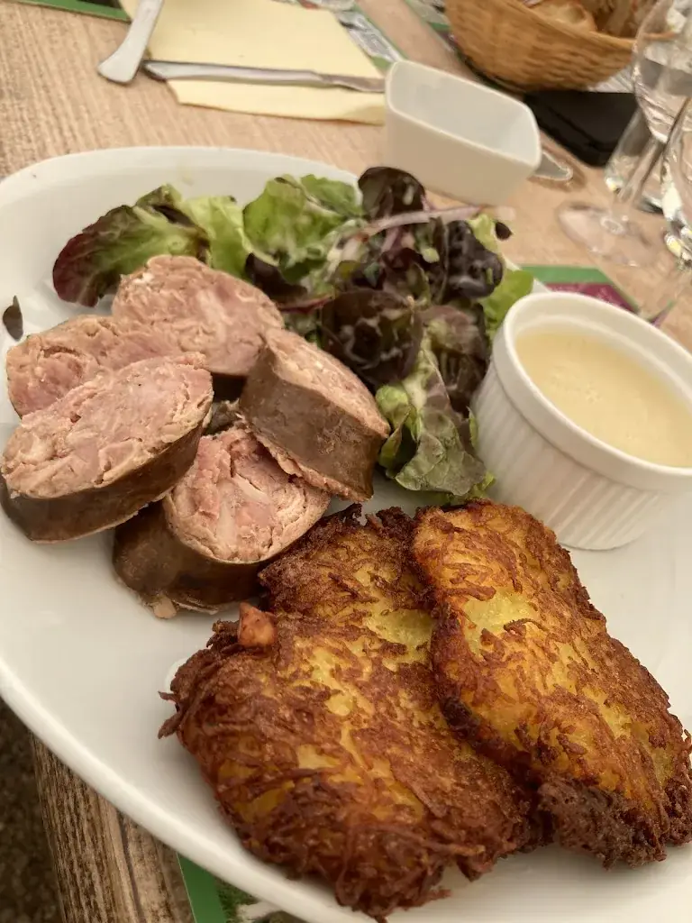 Restaurant Chez Christophe_Bellefontaine_slider_image_2