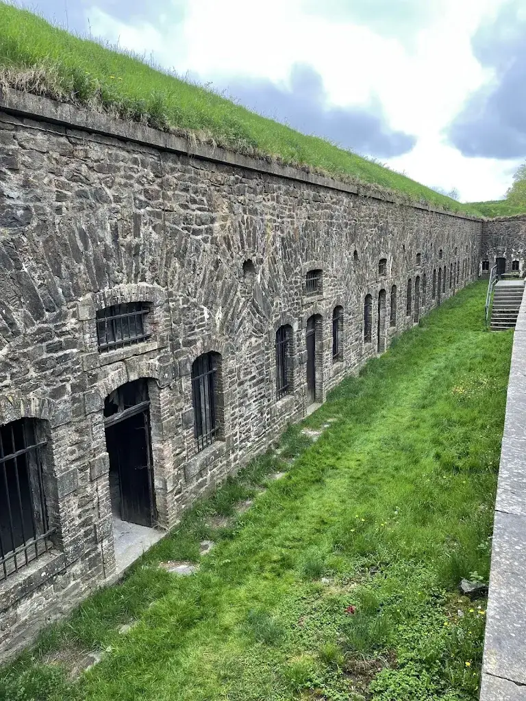 Les Remparts_Rocroi_slider_image_3