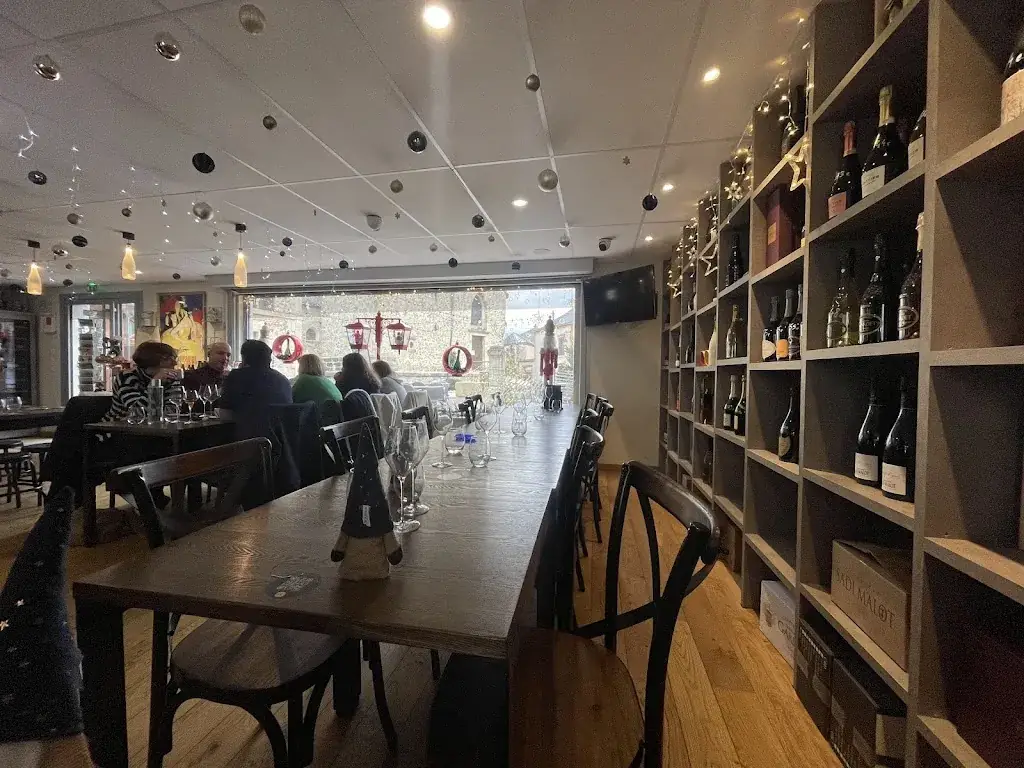 Laetitia Webb_Prise de Mousse_Rilly-la-Montagne_review