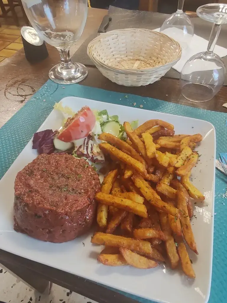 Le relais du piquet Restaurant in Tremblois-lès-Rocroi