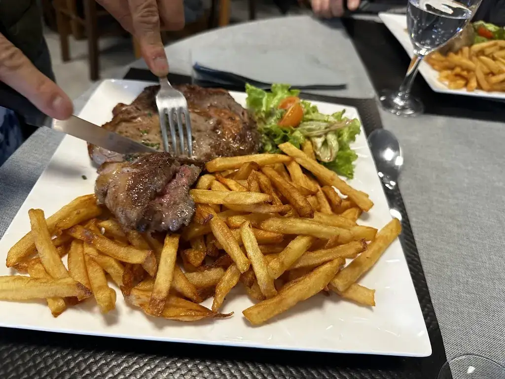 les Marronniers Pmu Bar Restaurant_Rolampont_slider_image_3